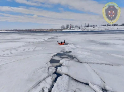 МВД и Служба спасения ведут поиски на воде пропавшего волжанина