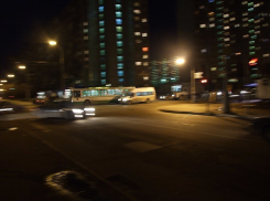 Волжанин протаранил машину автоледи 