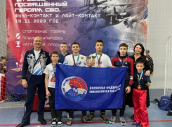 Волжане стали победителями турнира по кикбоксингу, посвященному героям СВО