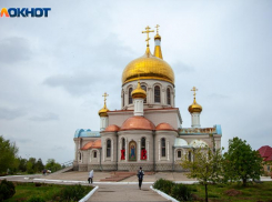 В Волжском 31 год назад заложили камень на месте строительства храма Иоанна Богослова