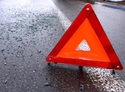 Hyundai на скорости протаранил Peugeot в Волжском: 1 в больнице