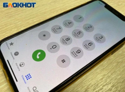 Первая любовь, двойки и страх перед будущим: в Волгоградской области подвели итоги работы детского телефона доверия