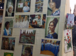 В центре истории культуры прошло открытие фотовыставки «Портреты волжанок»