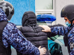 Находившегося в федеральном розыске мужчину задержали в Волжском