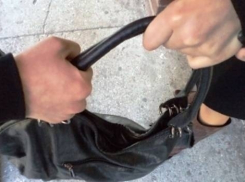 В Волжском ищут свидетелей нападения на пенсионерку