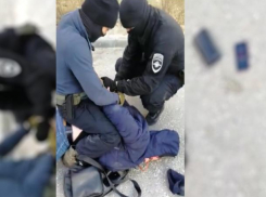 В Волгограде задержали банду наркодиллеров