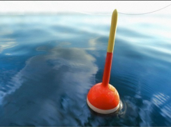 На севере Волгограда заядлый рыбак утонул после падения с берегоукрепляющих плит