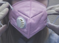 В Волгоградской области могут обязать носить маски