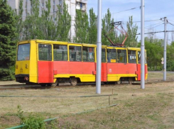Пассажиров трамвая в Волжском будут возить на автобусе