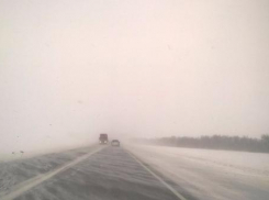 Волгоградские автомобилисты жалуются на сложную обстановку на трассах региона