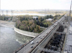 На ГЭС Волжского под колёса авто попал пешеход