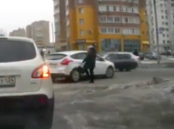 Пострадавшая волжанка прокомментировала потасовку с водителем