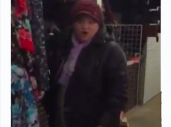 Продавец сумок на рынке Волжского объявила войну своим «соседям»