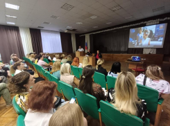 Волжская ГАИ напомнила родителям кадетов о безопасности детей на дорогах
