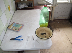 На севере Волгограда проститутка с другом открыли наркопритон в своей квартире 