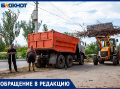 Волжане жалуются на громадный гремящий мусоровоз