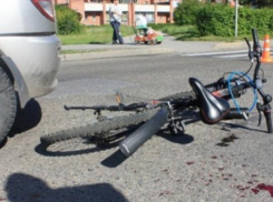 Восьмилетний велосипедист попал под колеса автомобиля
