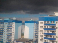 В Волжском пришло время «майских шуб»