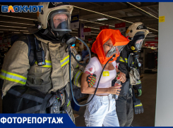 37 единиц техники: как в Волжском у ТЦ «Метро» прошли пожарно-технические учения