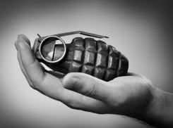 Волжанин разгуливал по городу с ручной гранатой