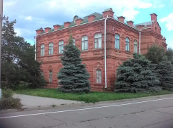 Самое старинное здание Волжского пережило много изменений