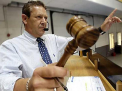 Многомиллионные городские здания Волжского решили пустить с молотка