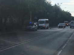 Водитель маршрутки сбил школьницу в Волжском