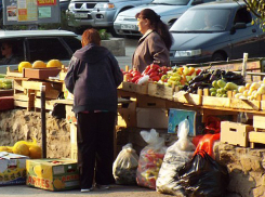 Попытки мэрии Волжского отобрать у бизнесменов мини-рынок на «Валентина» потерпели фиаско в суде 