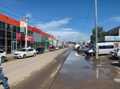 Депутат облдумы предложил снести мешающие движению гипермаркеты в Волгоградской области 
