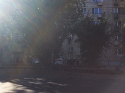 Запертую на балконе волжанку спасали через кухонное окно
