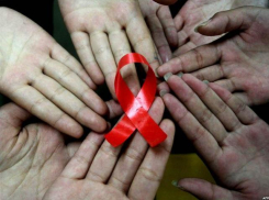 С начала года в Волгоградской области носителями ВИЧ стали почти 900 человек