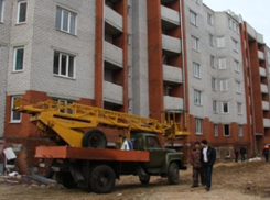 Восемь детей-сирот из Волжского получат новые квартиры