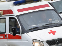 Сотрясение и перелом: водитель «Газели» сбил бабушку и уехал в Волжском