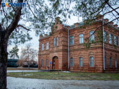 В картинной галерее в Волжском открывается вернисаж местных художников