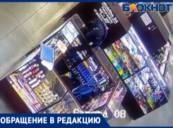 Неизвестный украл кошель перед камерами в ТЦ «Оранж». Видео