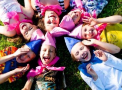 Волжанам предлагают бесплатные путёвки в оздоровительные лагеря