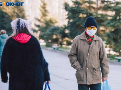 В Волгоградской области продлили самоизоляцию по 13 декабря для представителей старшего поколения