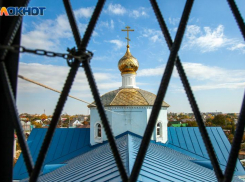 Выключить телефоны и молиться призвал волжан митрополит Волгоградский и Камышинский