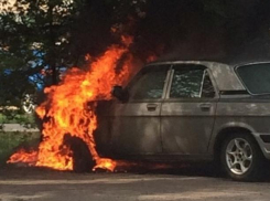 В Средней Ахтубе сгорела «Волга»