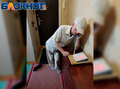Представился сотрудником водоканала и выпрашивал крупные суммы с пенсионера: волжане рассказали об очередной подозрительной личности