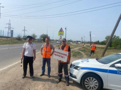 «Внимание, переезд!»: ГАИ Волжского напомнила водителям о безопасности на ж/д путях