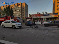 Жуткие кадры момента аварии БМВ и Маршрутки в Волжском: видео