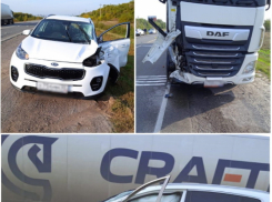 В Волгоградской области иномарка протаранила фуру: есть пострадавший