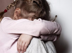 В Волжском дед регулярно насиловал 5-летнюю внучку 