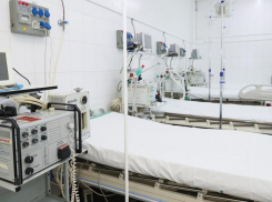 В больницах с подозрением на COVID-19 находятся 1430 пациентов