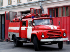 Неизвестные подожгли квартиру в Волжском