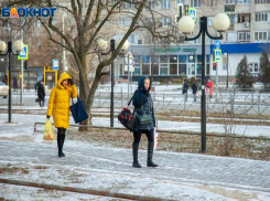 Метеопатов ждет шторм в Волжском в среду: прогноз погоды
