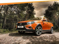 Стильная, стремительная, яркая: LADA Vesta седан!