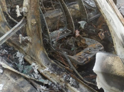 Ночью в Волжском сгорела BMW