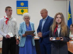 Волжский - центр патриотизма: работа городских властей отмечена высокой наградой от «Юных карбышевцев»